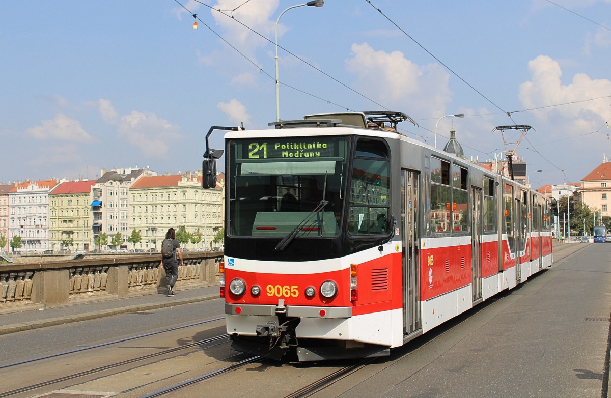 Prague, Tatra KT8D5R.N2P N°. 9065