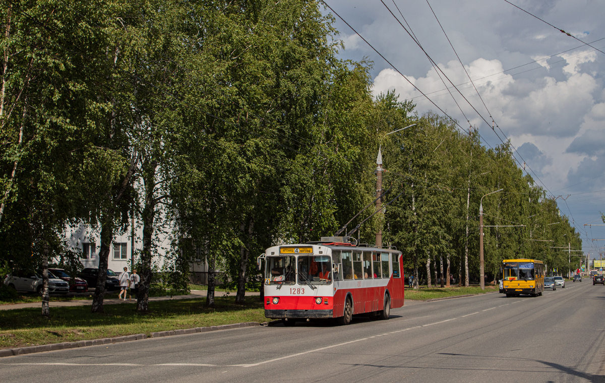 Iževsk, ZiU-682V-012 [V0A] č. 1283
