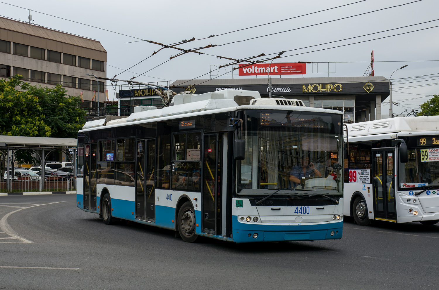 Trolleybus de Crimée, Bogdan T70115 N°. 4400