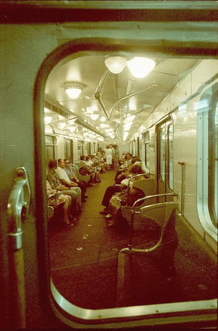 Киев — Исторические фотографии; Киев — Метрополитен — Подвижной состав — Е*