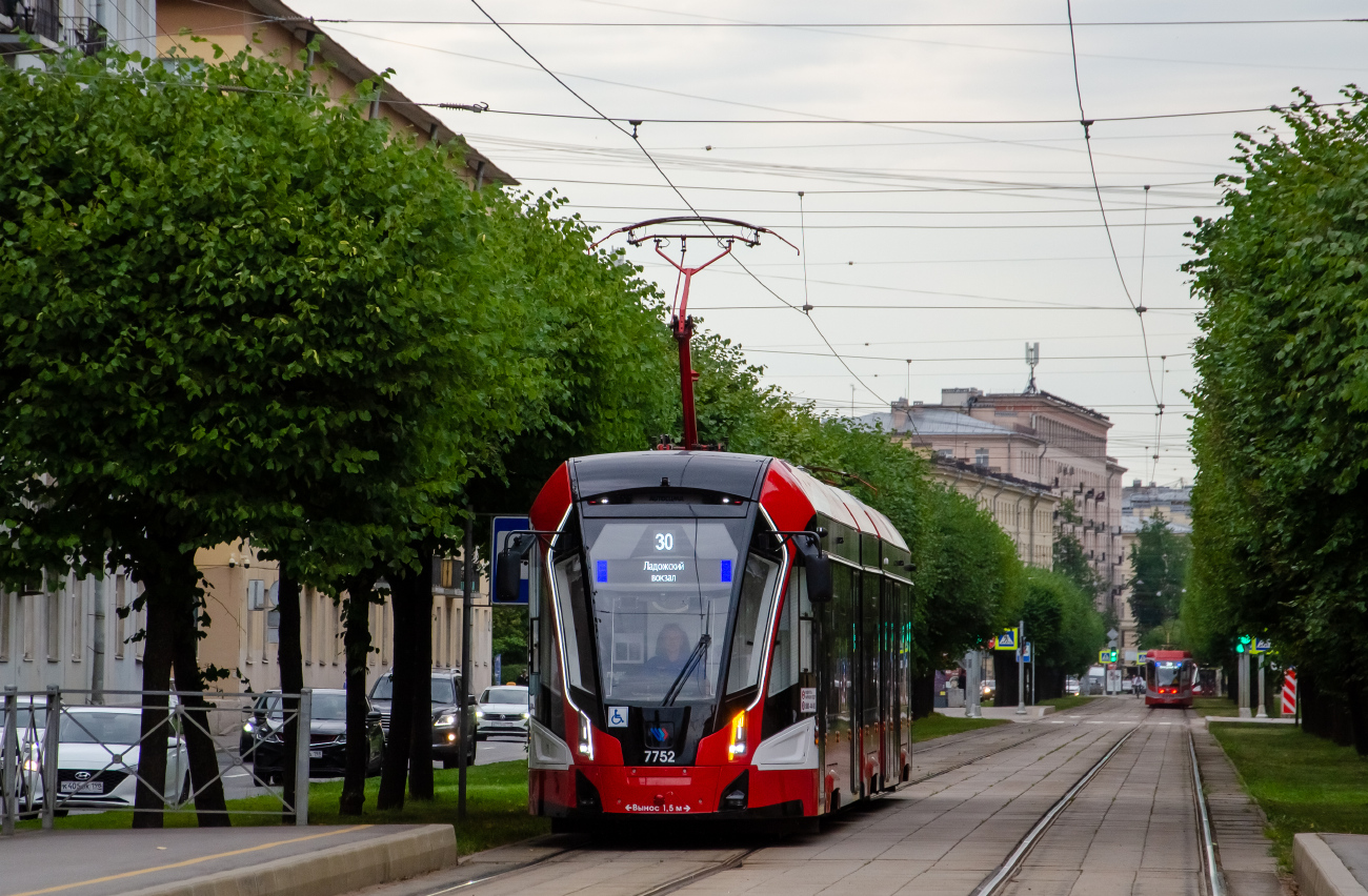 Санкт-Петербург, 71-932 «Невский» № 7752