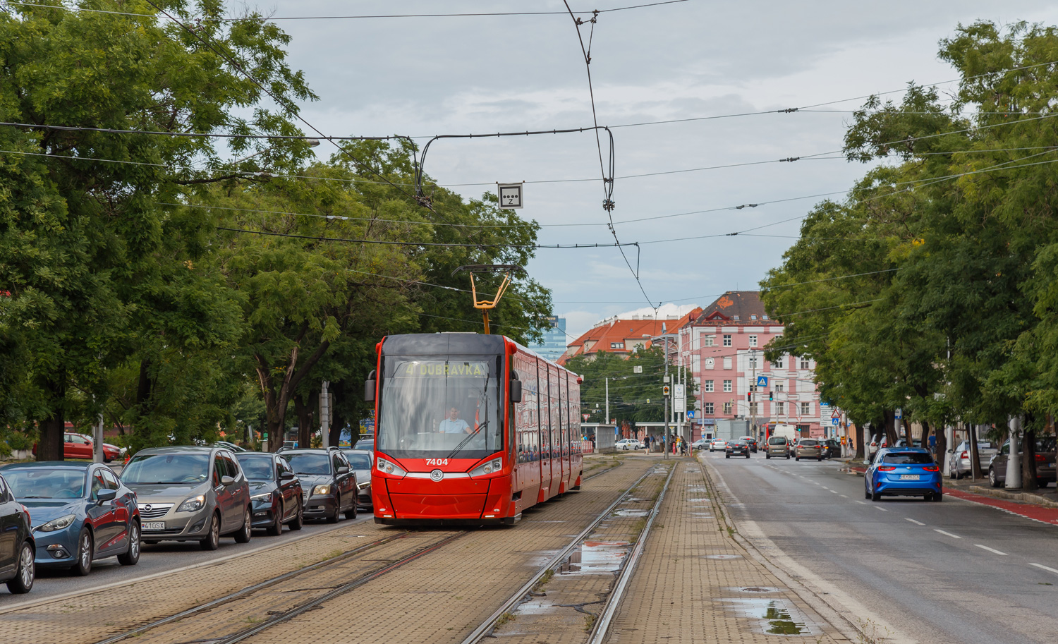 Bratislava, Škoda 29T ForCity Plus # 7404