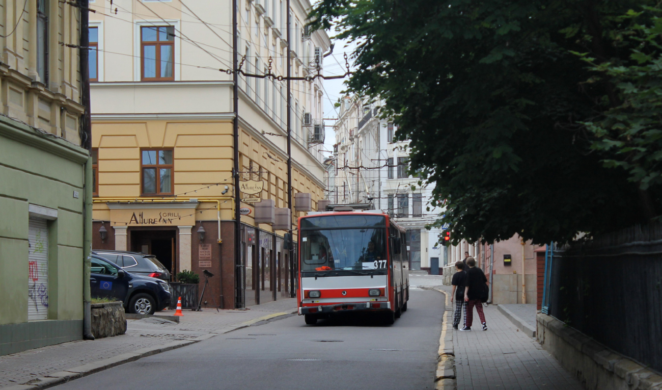 Чернівці, Škoda 15Tr13/7M № 377