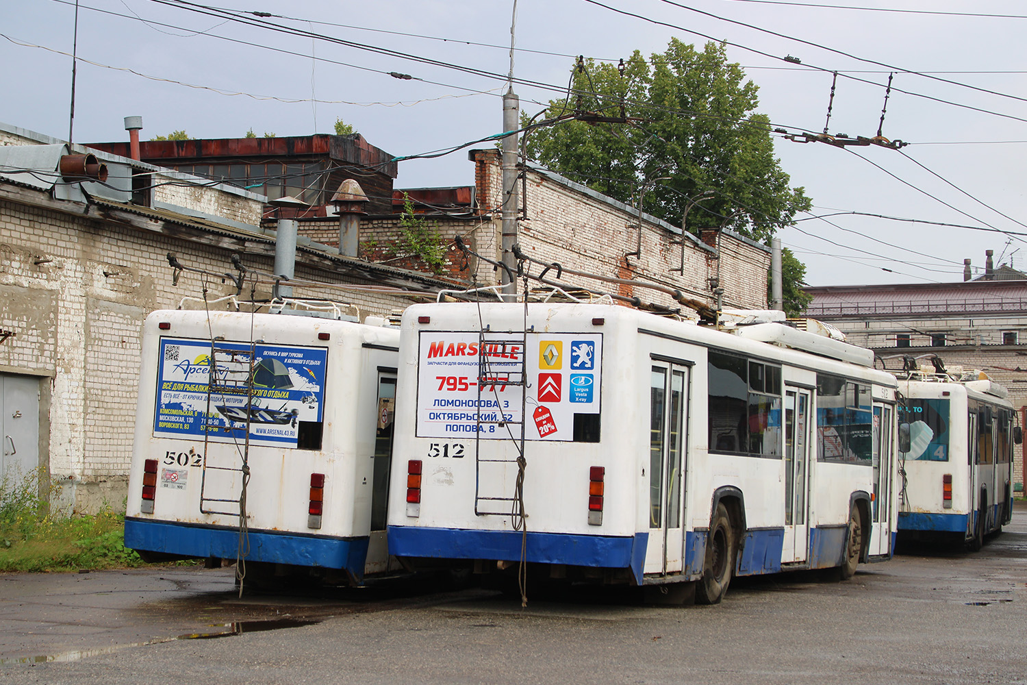 Киров, БТЗ-52764Р № 512