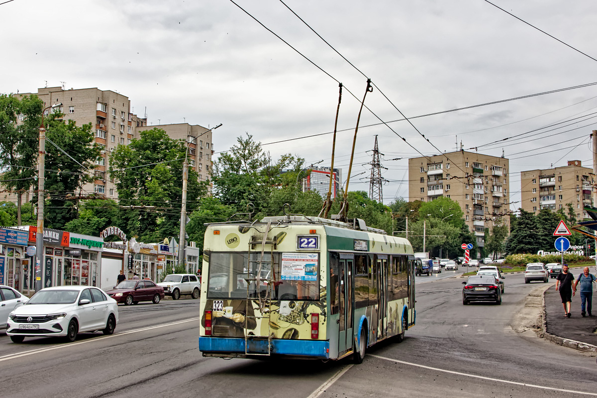 Ростов-на-Дону, БКМ 32102 № 323