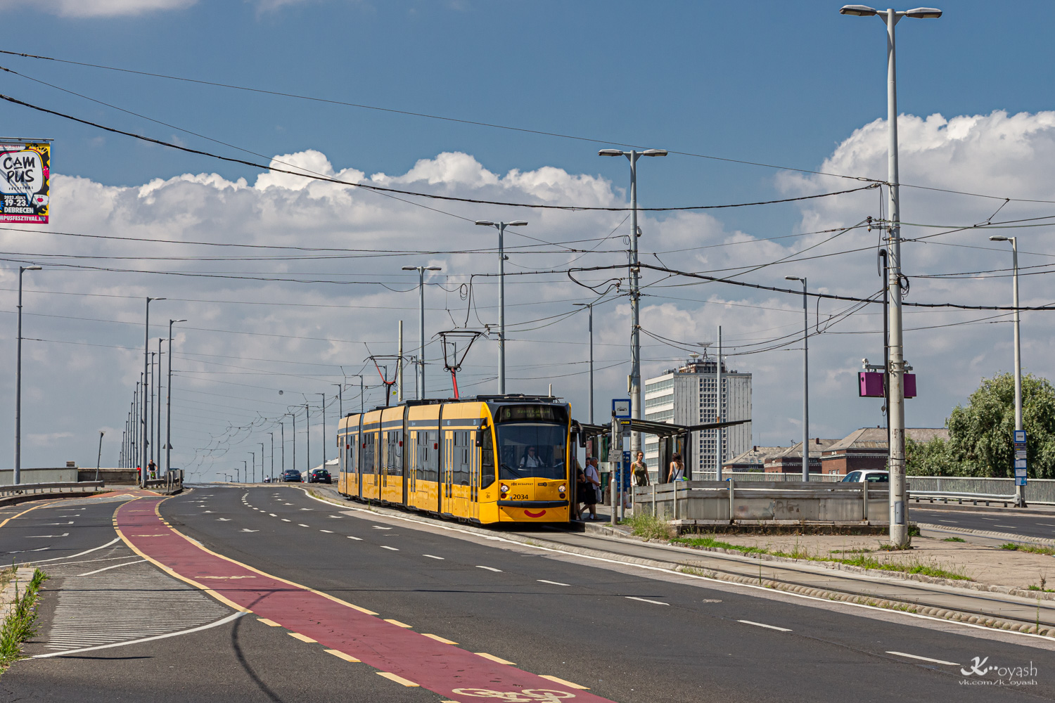 Budapest, Siemens Combino Supra NF12B № 2034