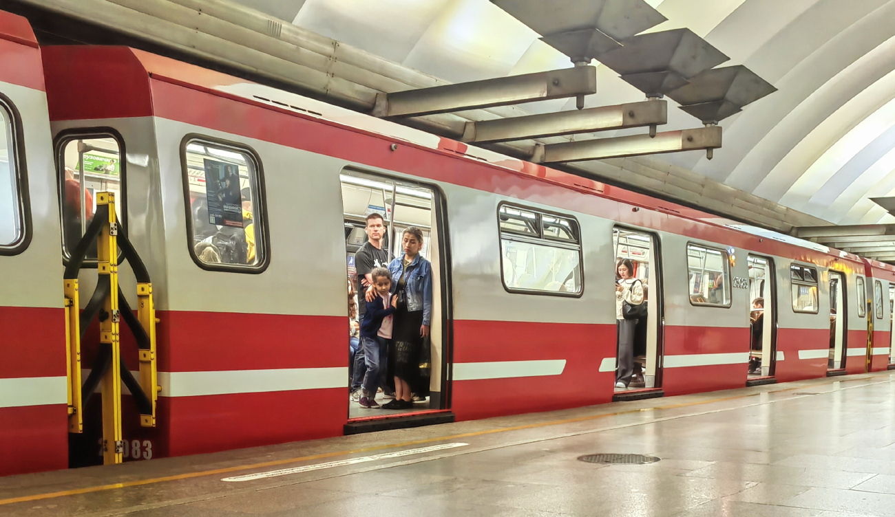 Санкт-Петербург, 81-723.1 № 23083