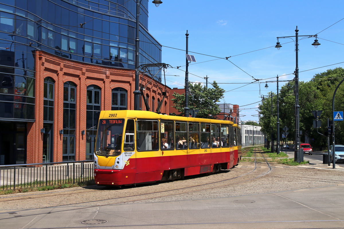 Лодзь, Konstal 805NaND № 2902