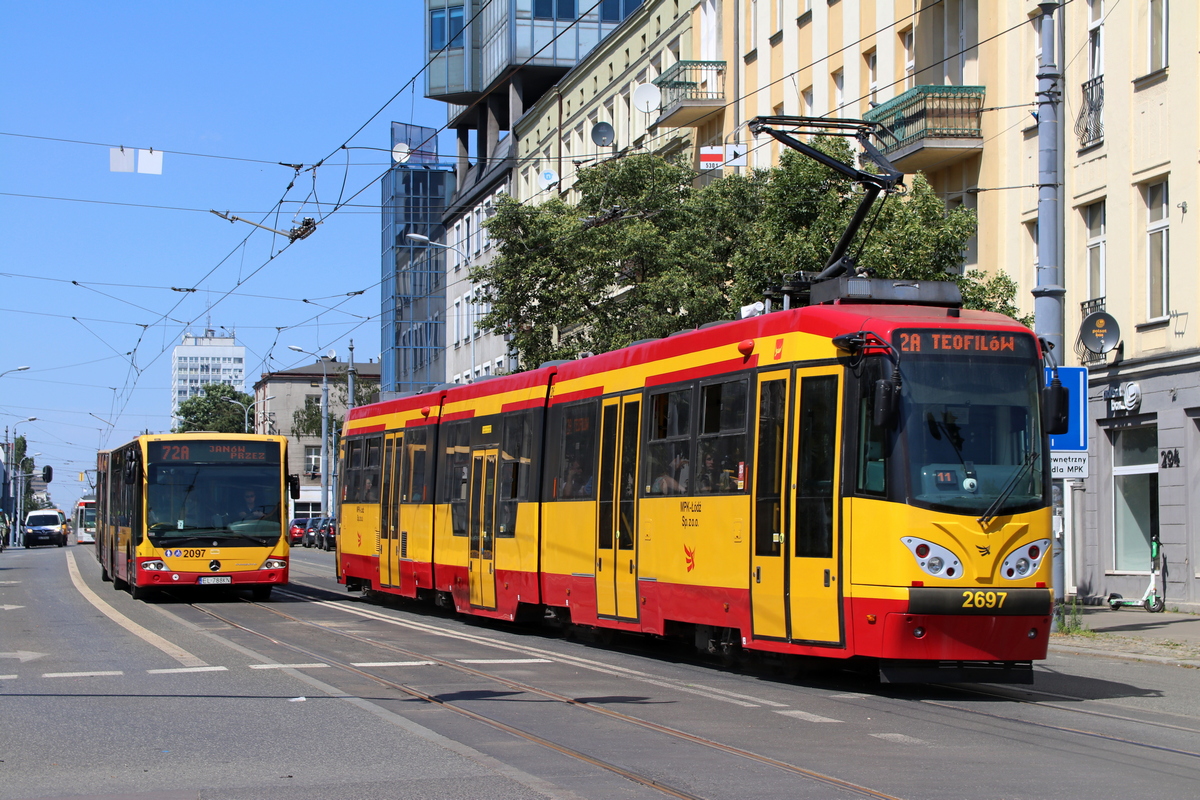 Лодзь, Duewag M8CN № 2697