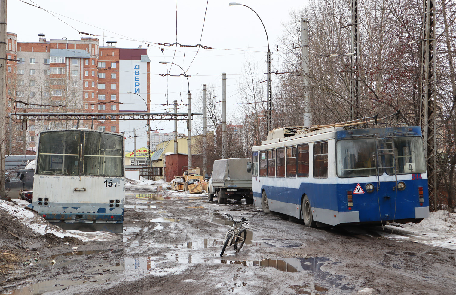 Вологда, Škoda 14TrM (ВМЗ) № 151; Вологда, ЗиУ-682ГМ1 (с широкой передней дверью) № 344; Вологда — Разные фотографии