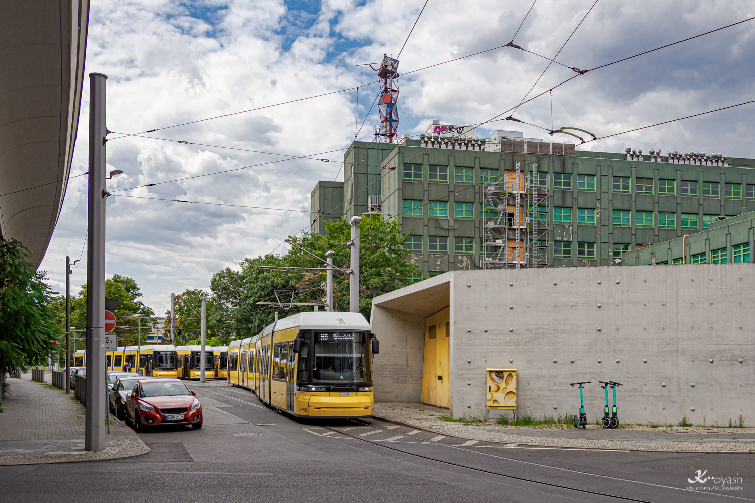 Берлин, Bombardier Flexity Berlin (GT8-08ZR/F8Z) № 9020