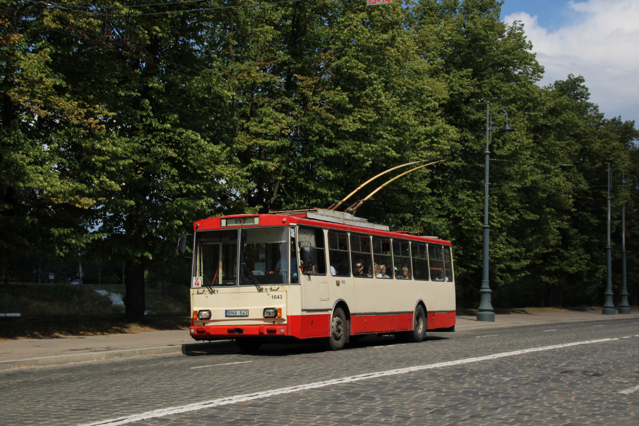 Вильнюс, Škoda 14Tr13/6 № 1643