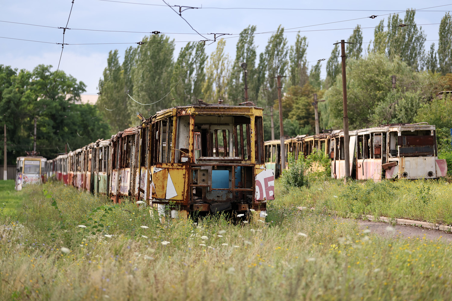 Енакиево, 71-605 (КТМ-5М3) № 007; Енакиево — Разные фотографии