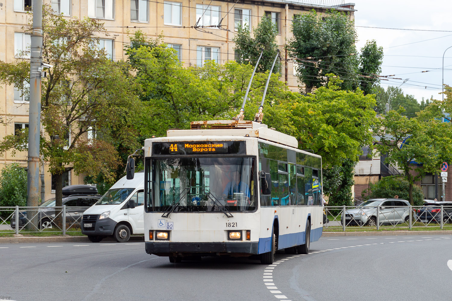 Saint-Petersburg, VMZ-5298.01 (VMZ-463) č. 1821