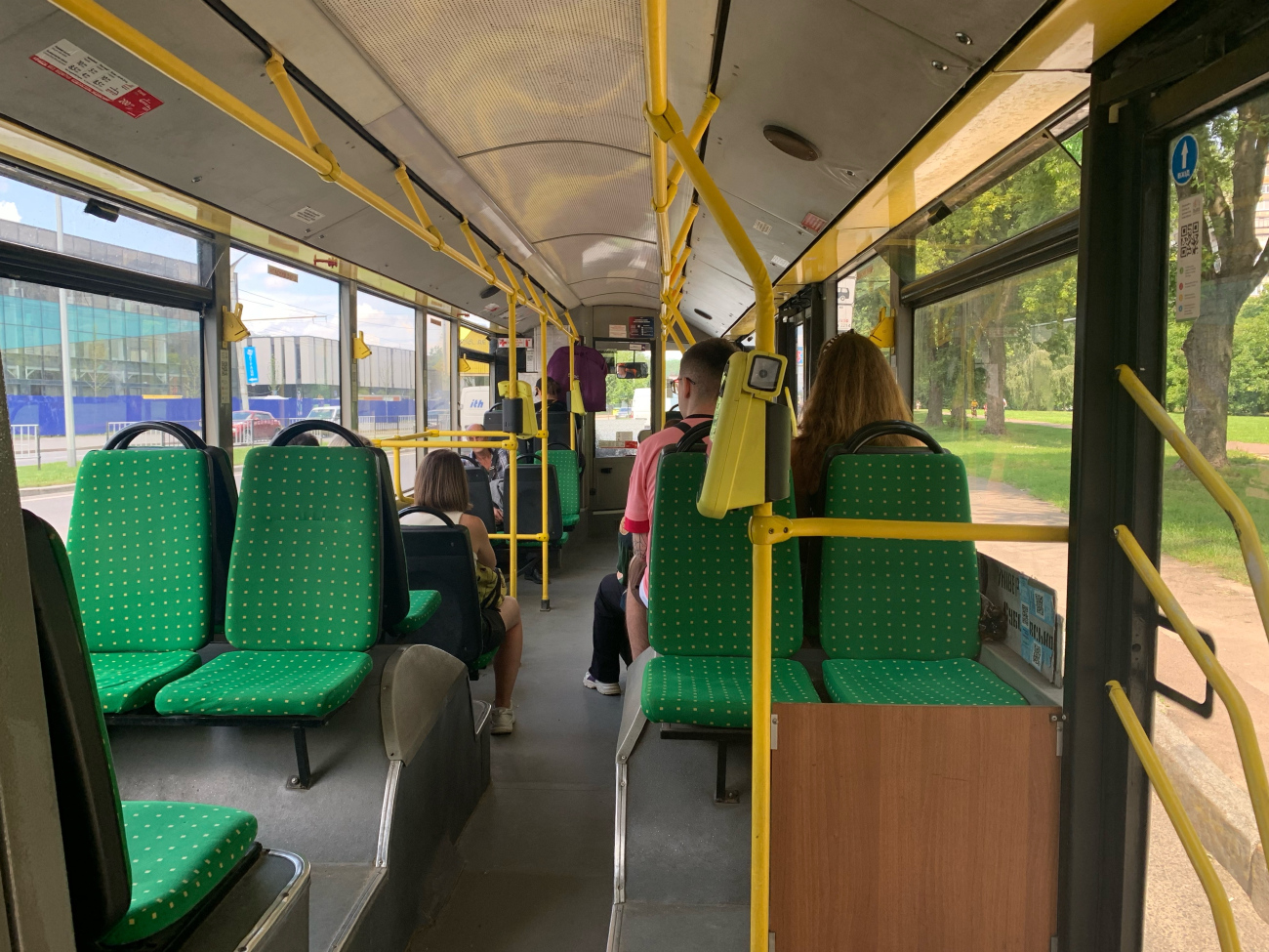 Львов, ЛАЗ E183D1 № 105