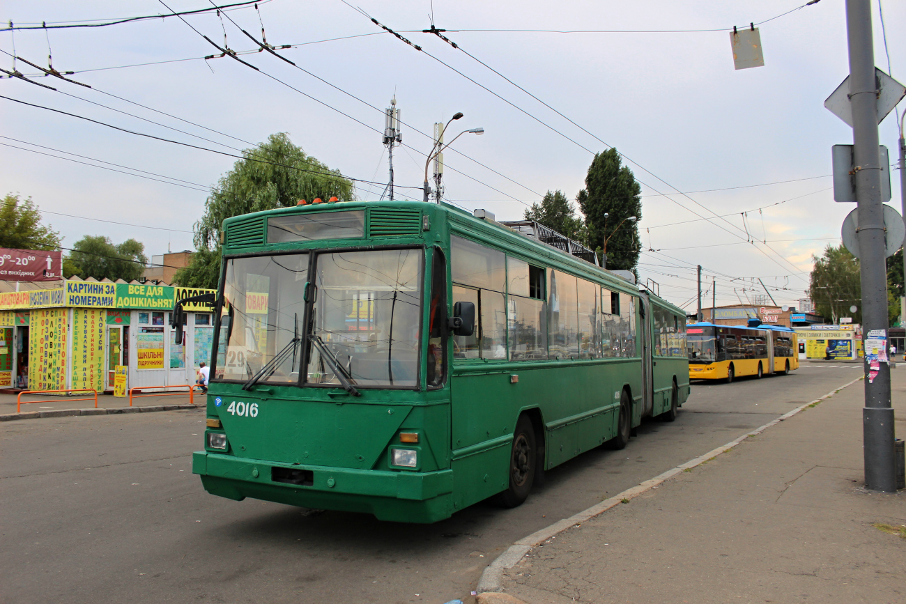 Киев, Киев-12.03 № 4016