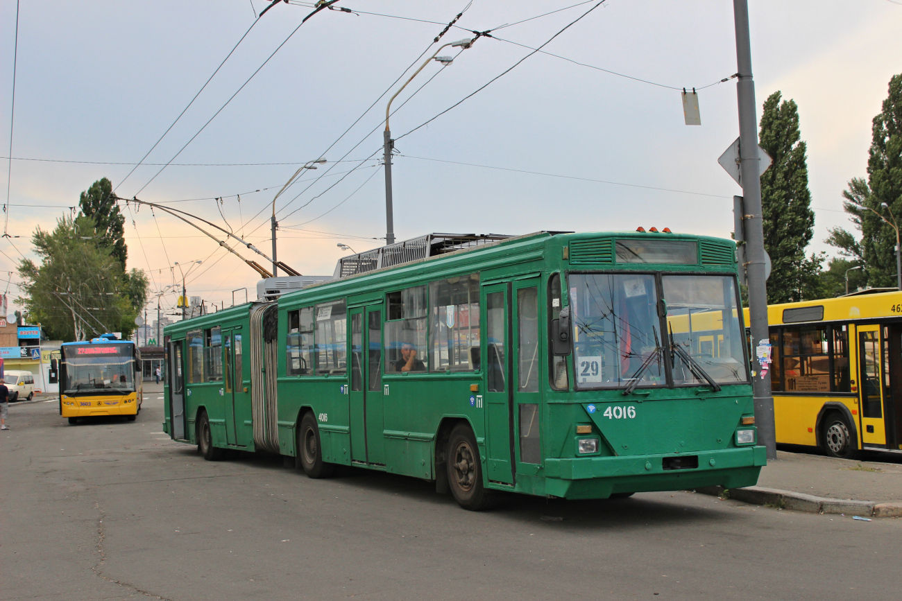 Киев, Киев-12.03 № 4016