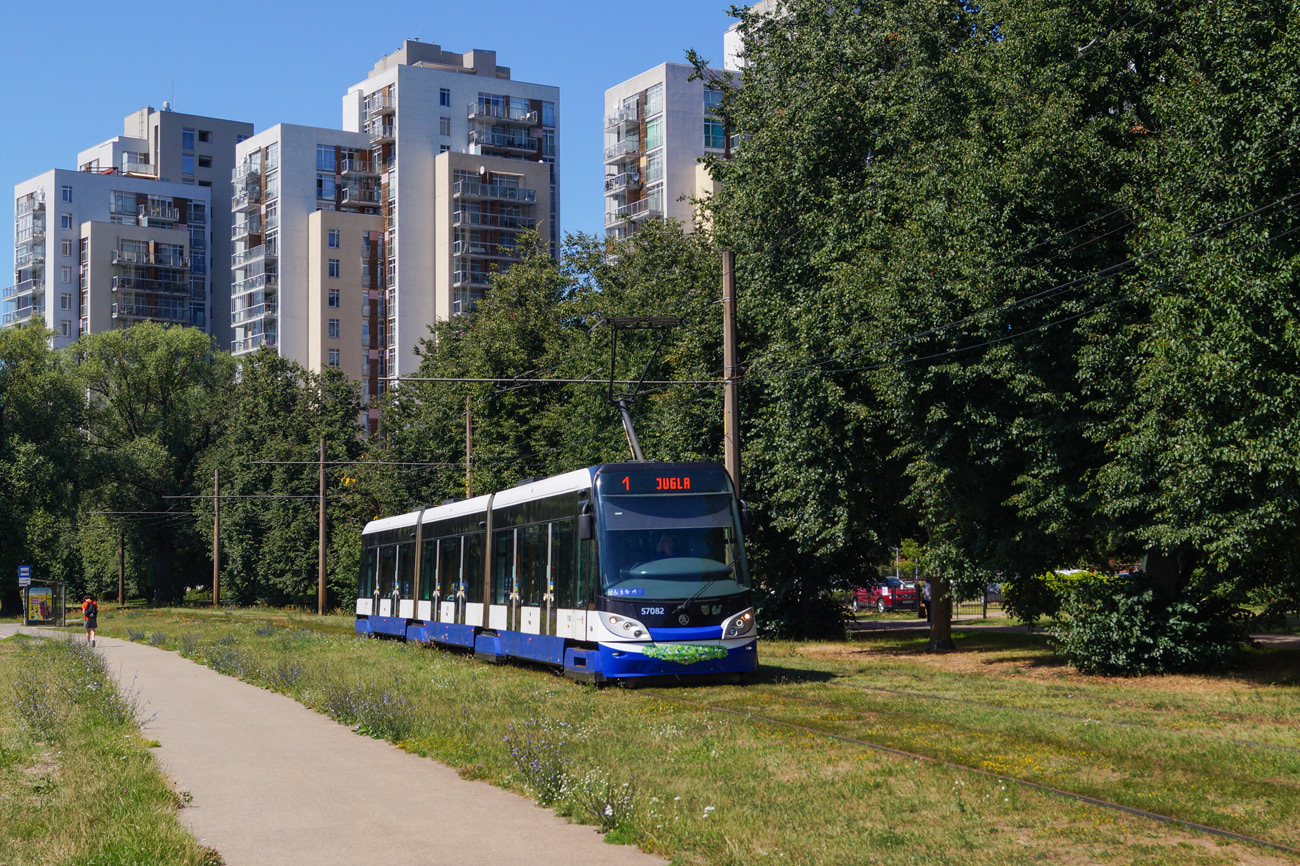 Рига, Škoda 15T ForCity Alfa Riga № 57082