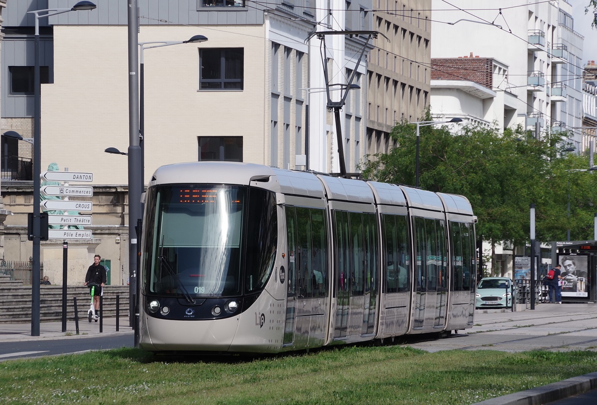 Гавр, Alstom Citadis 302 № 019