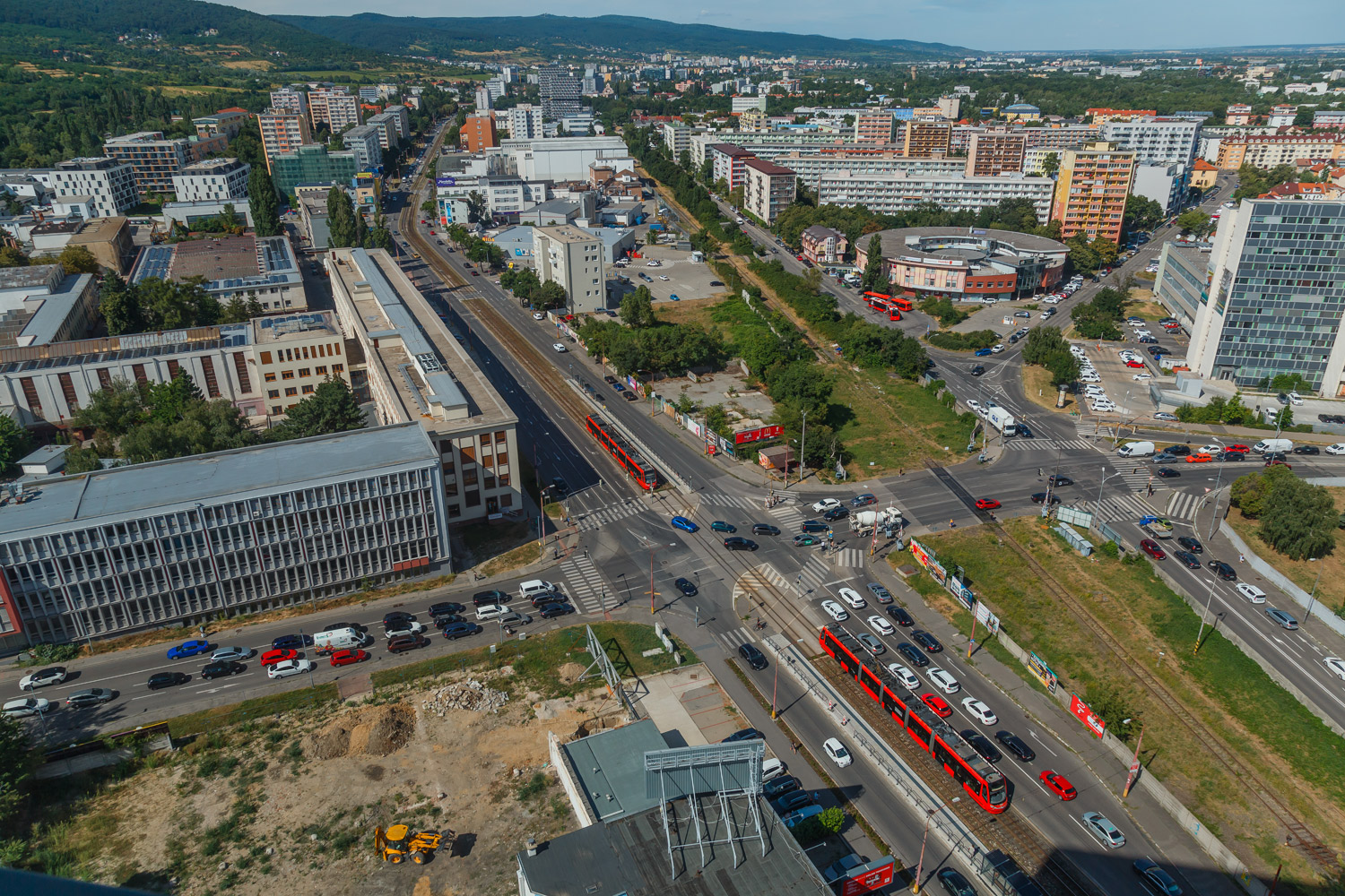 Bratislava, Škoda 30T ForCity Plus # 7507; Bratislava, Škoda 30T ForCity Plus # 7519 Bratislava, Škoda 30T ForCity Plus # 7507; Bratislava, Škoda 30T ForCity Plus # 7519