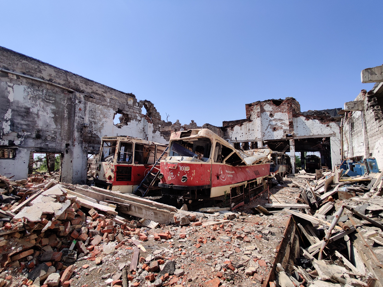 Mariupol — Aftermath of Military Actions 24 February – 20 May 2022