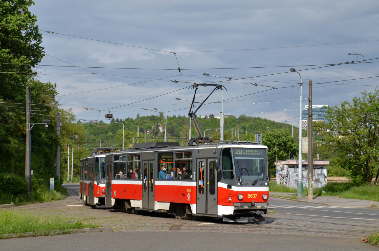 Прага, Tatra T6A5 № 8637