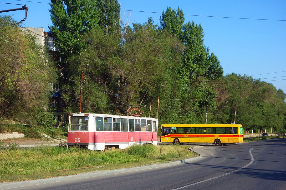 Szaratov, 71-605 (KTM-5M3) — 2232