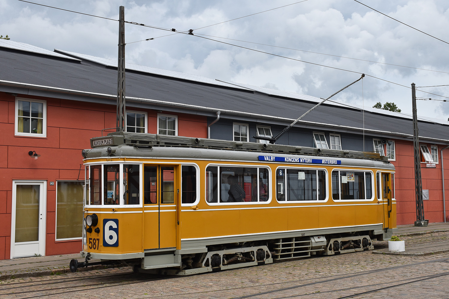 Скьолленесхольм, Четырёхосный моторный KS Lunding № 587