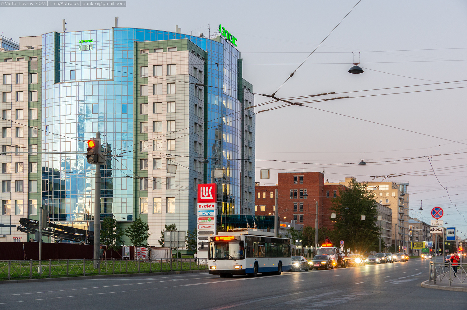 სანქტ-პეტერბურგი, VMZ-5298.01 (VMZ-463) № 1821