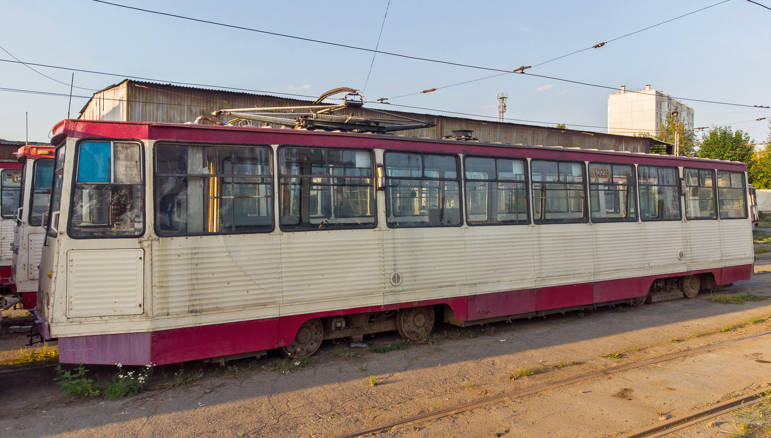 Chelyabinsk, 71-605 (KTM-5M3) Br. 1229