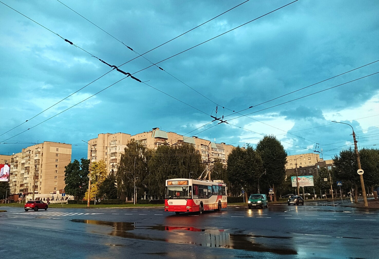 Луцк, MPK/Jelcz M121M EKO-BUS № 220