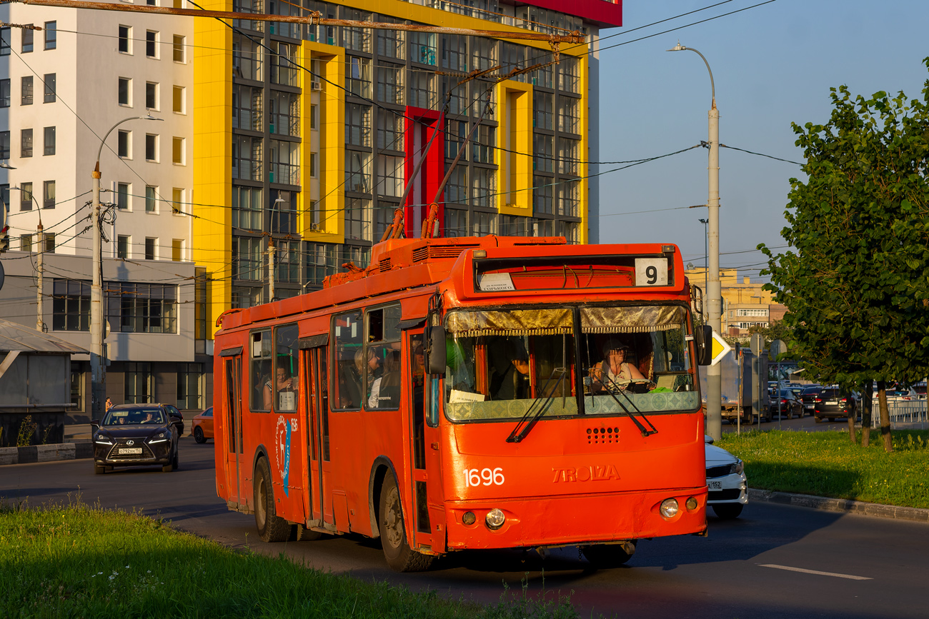 Нижний Новгород, ЗиУ-682Г-016.03 № 1696