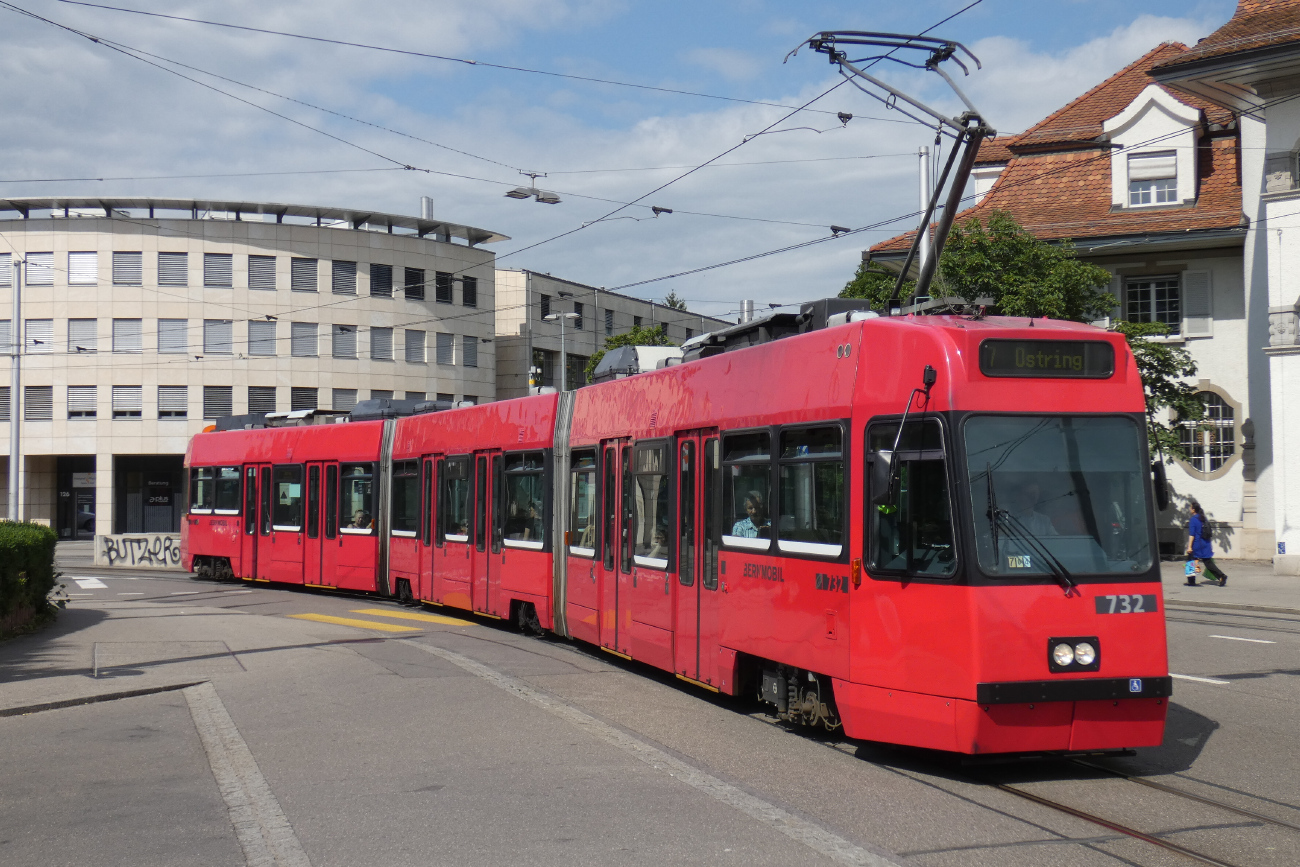 Берн, ACMV/ABB/Duewag Be 4/8 № 732