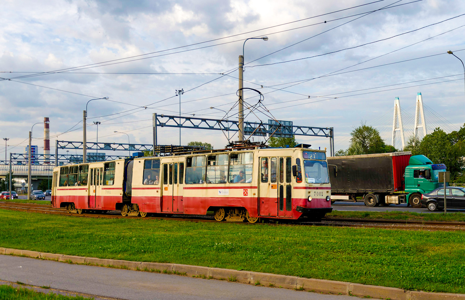 Saint-Petersburg, LVS-86K č. 7001 Saint-Petersburg, LVS-86K č. 7001