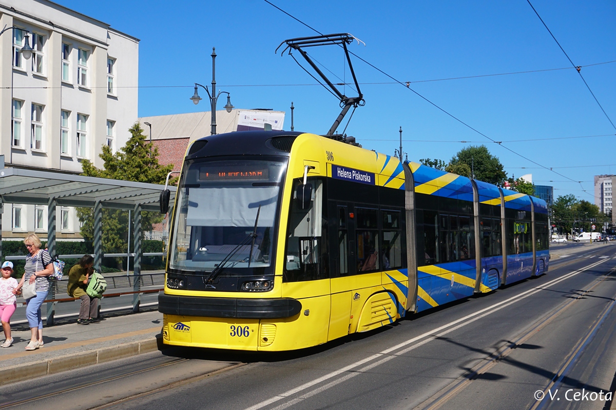 Toruń, PESA Swing 122NbT Br. 306