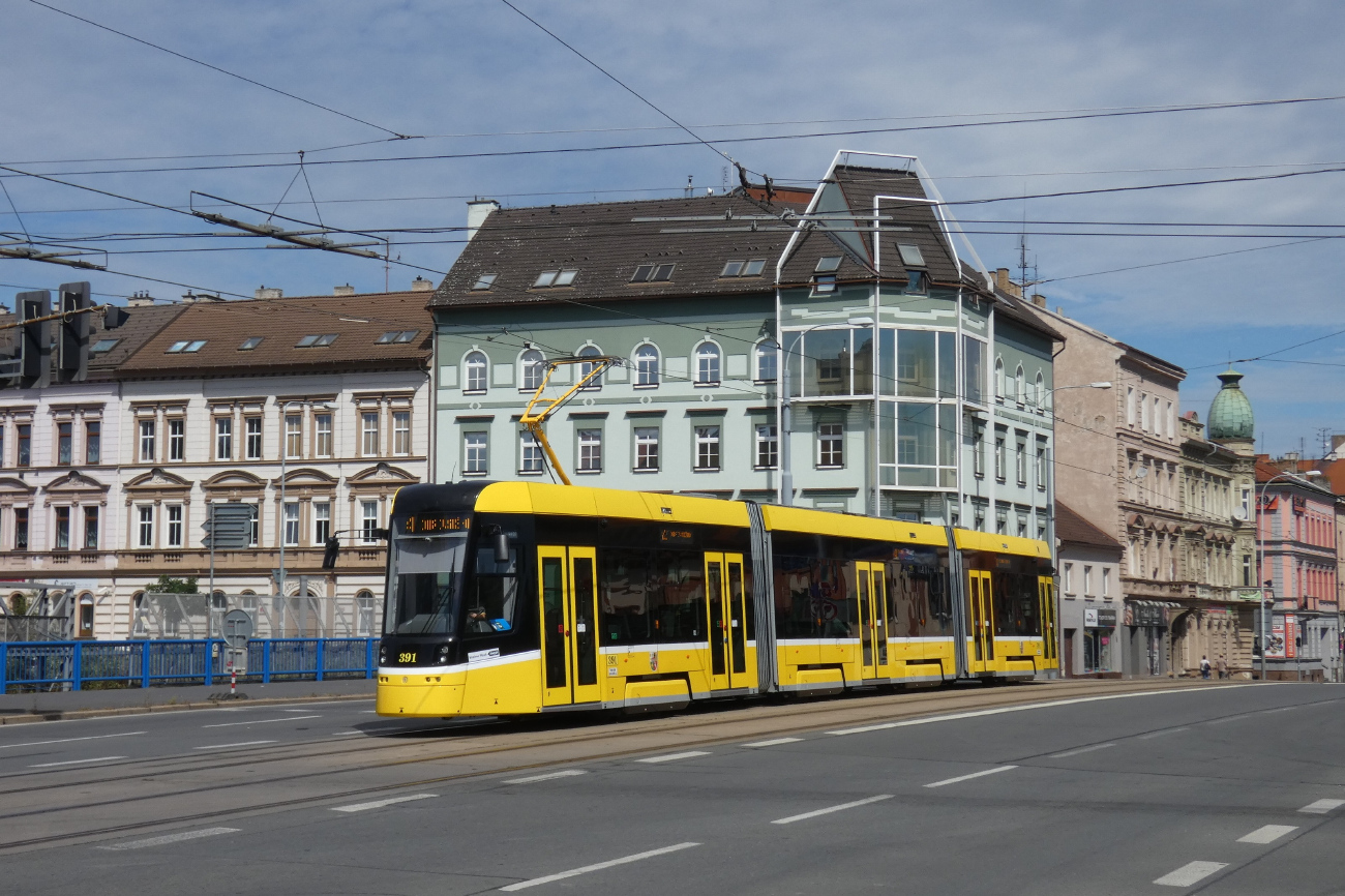 Plzeň, Škoda 40T ForCity Smart № 391