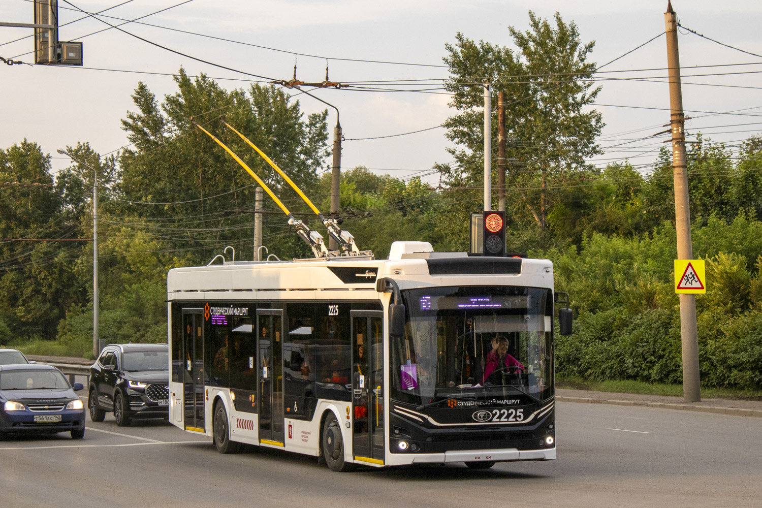 Красноярск, ПКТС-6281.01 «Адмирал» № 2225