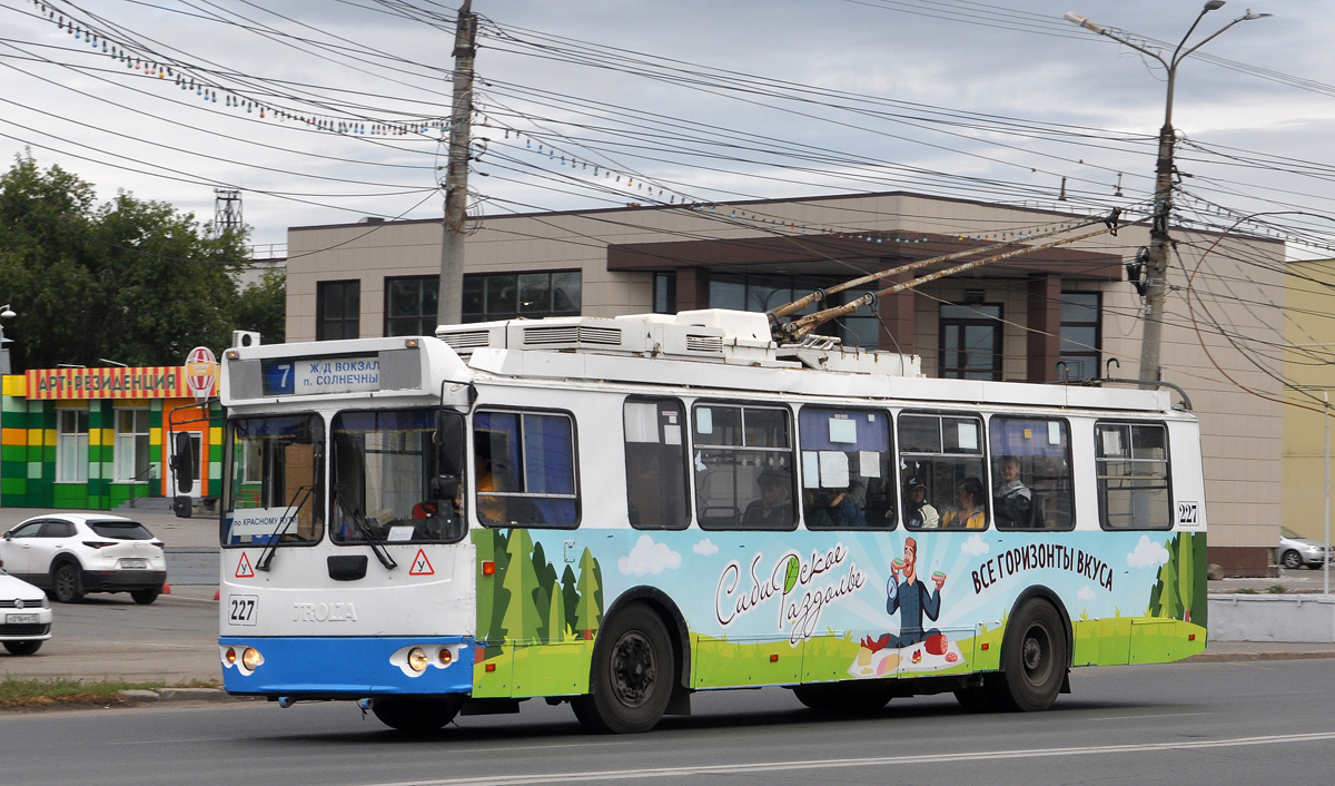 Омбы, ZiU-682G-016.02 № 227