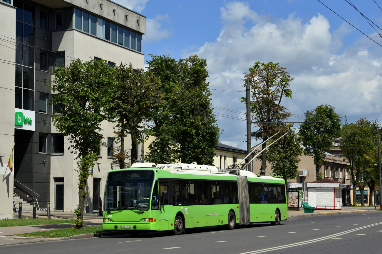 Каунас, Berkhof Premier AT18 № 051