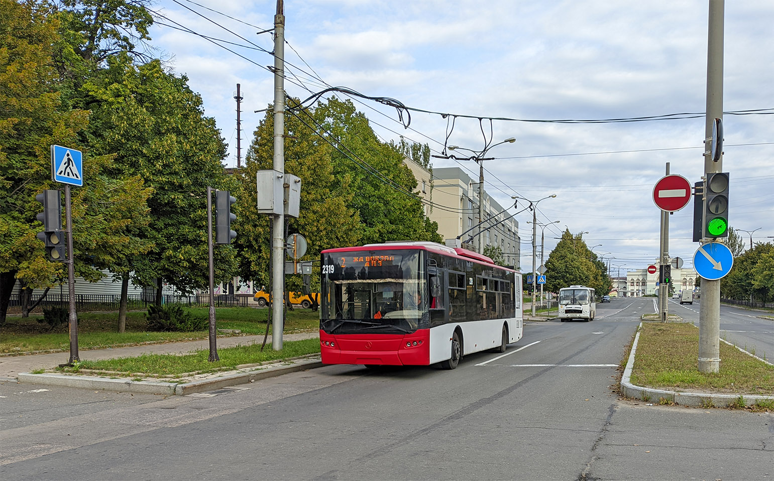 Donezk, LAZ E183A1 Nr. 2319