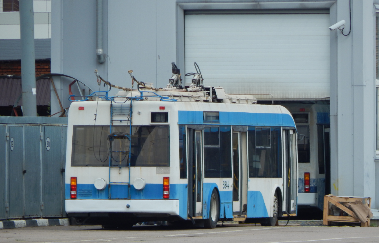 Химки, БКМ 321 № 0048; Химки, БКМ 321 № 0047