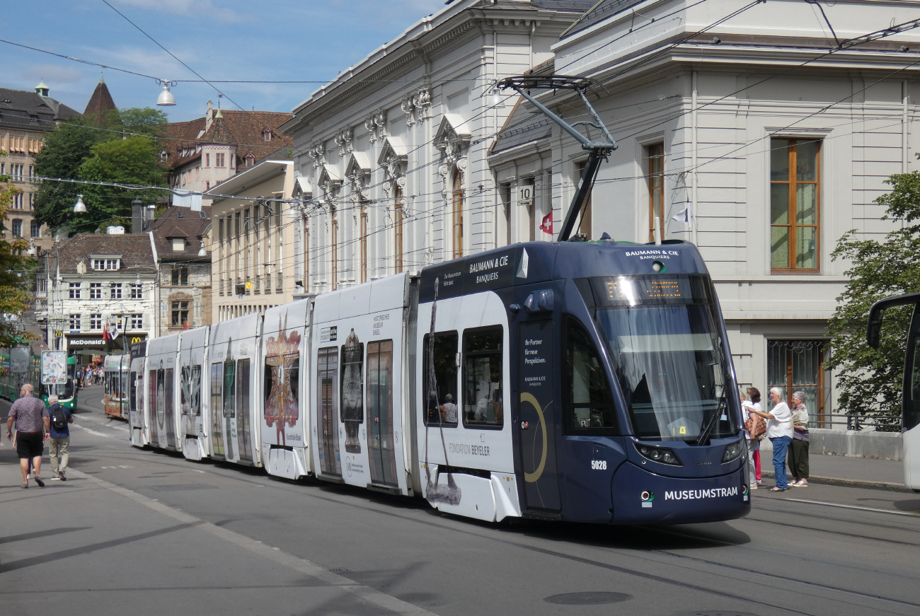 Базель, Bombardier Flexity 2 № 5028