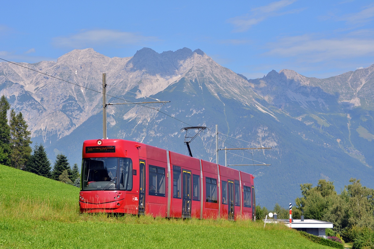 Инсбрук, Bombardier Flexity Outlook № 351