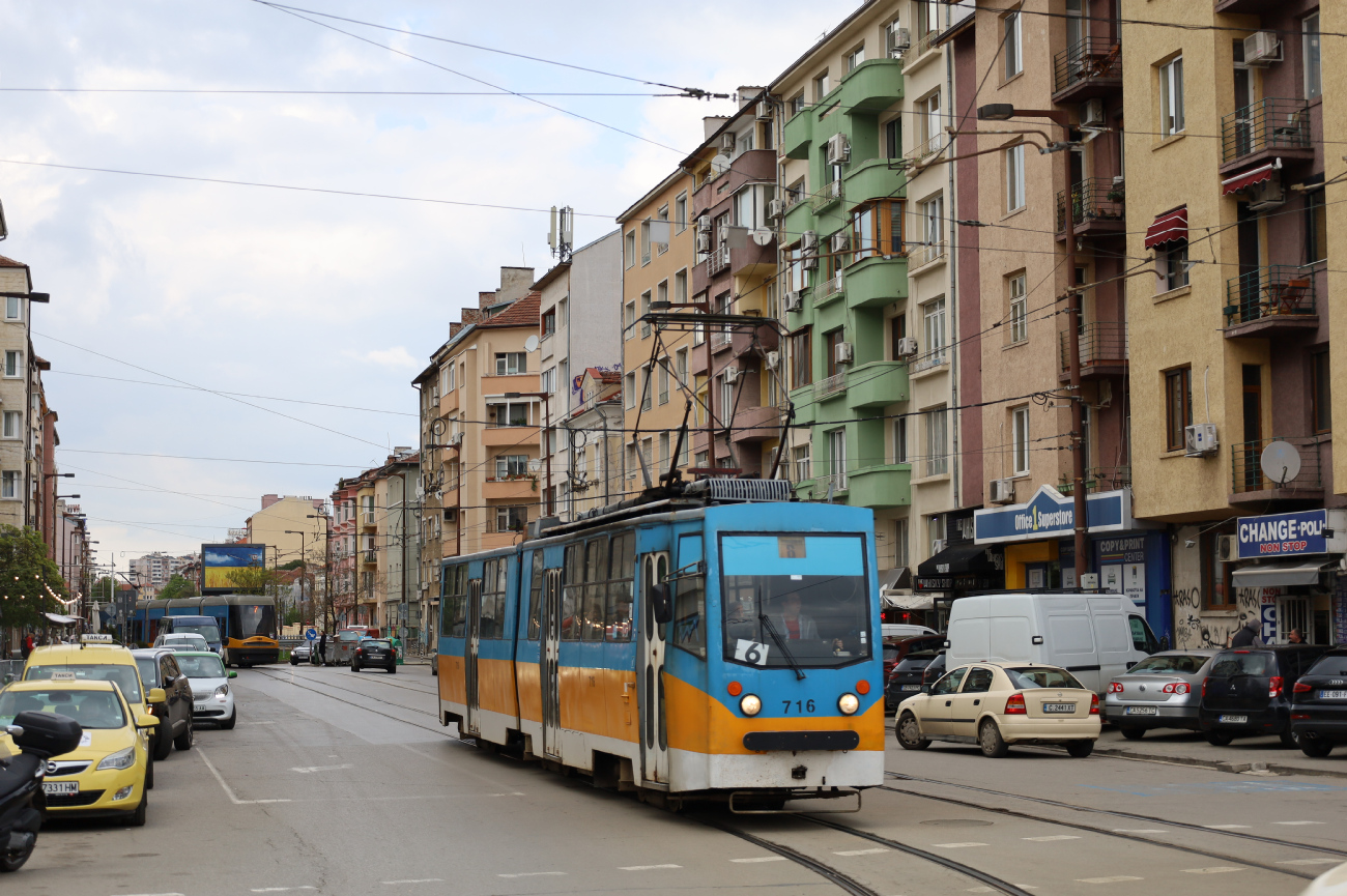 Sofia, T6M-700 F č. 716
