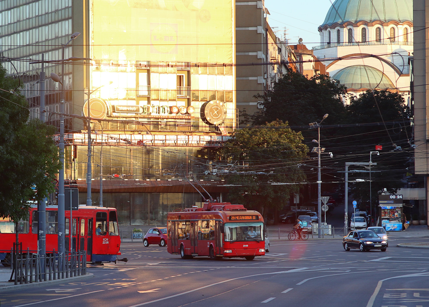 Белград, БКМ 32100C № 2049