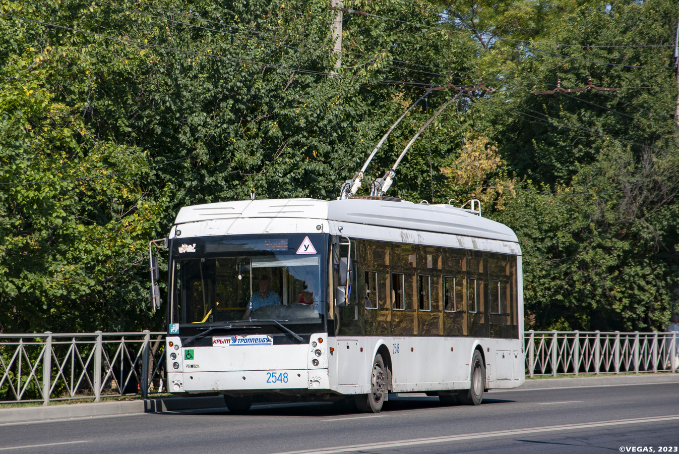 Крымский троллейбус, Тролза-5265.02 «Мегаполис» № 2548