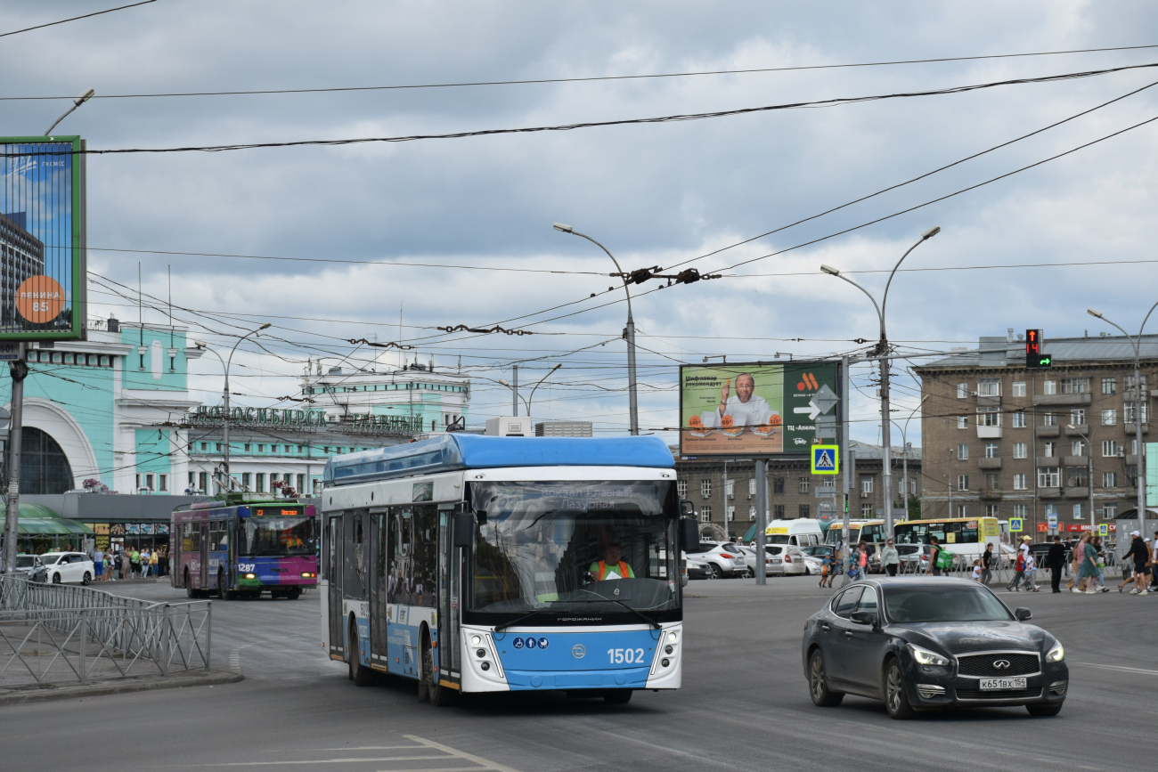 Новосибирск, УТТЗ-6241.01 «Горожанин» № 1502