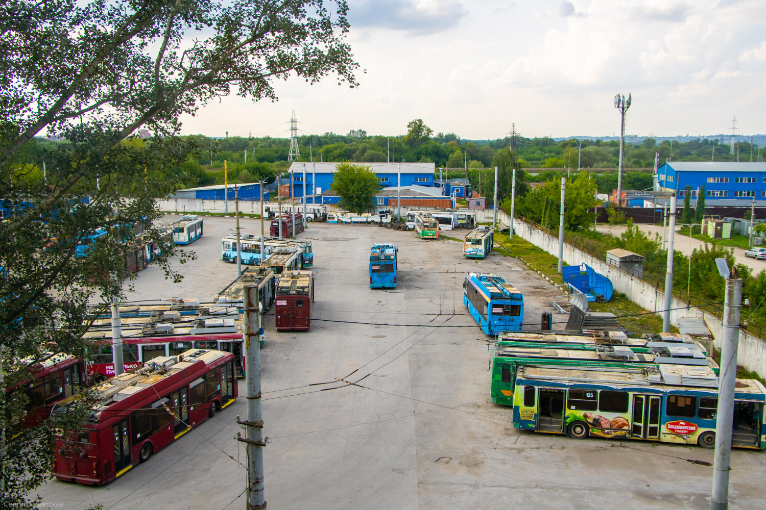 Tula, Trolza-5265.00 “Megapolis” # 82; Tula, BKM 420030 “Vitovt” # 79; Tula, Trolza-5265.00 “Megapolis” # 71; Tula, Trolza-5265.00 “Megapolis” # 51; Tula, LiAZ-5280 # 125