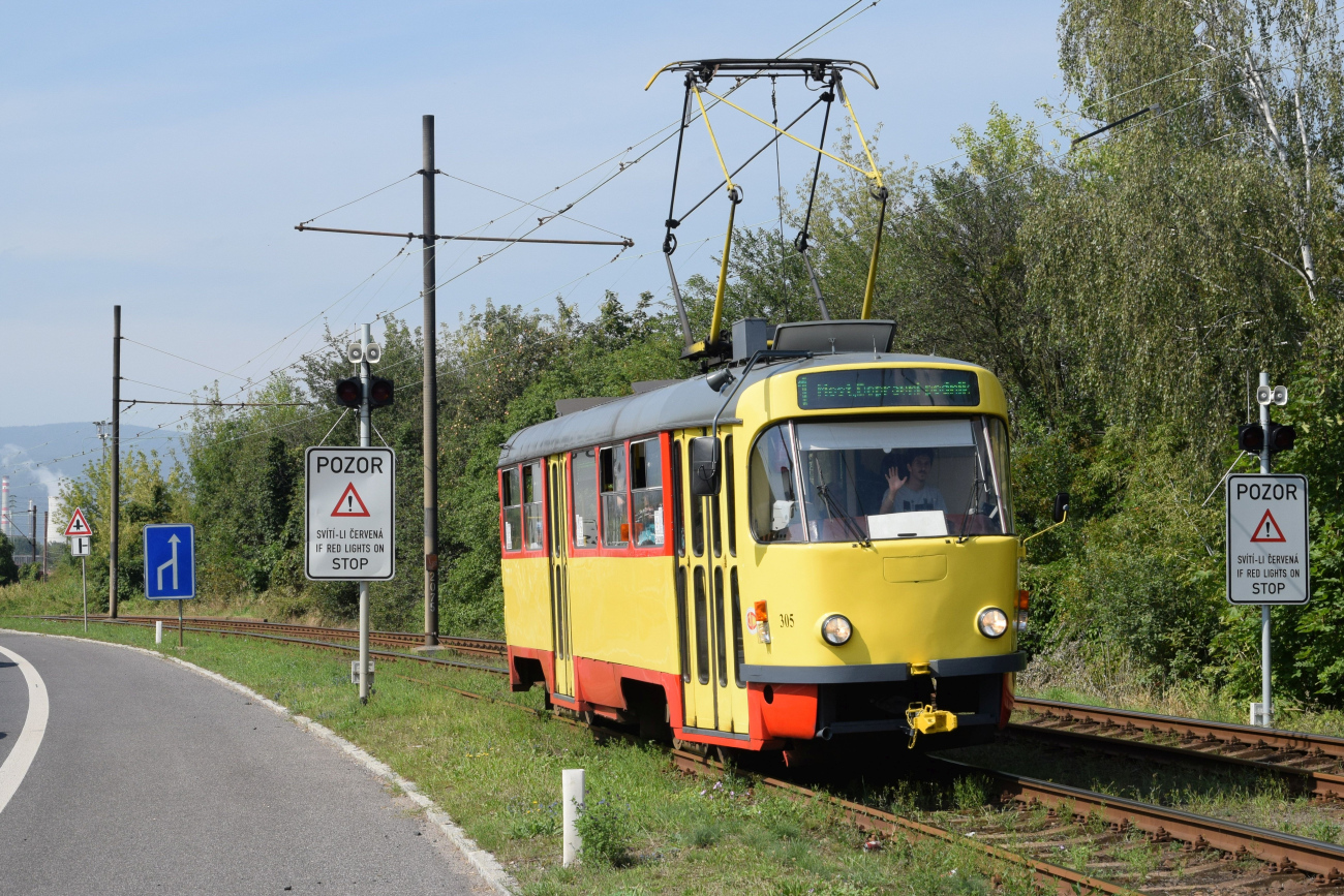Мост ― Литвинов, Tatra T3M.3 № 305