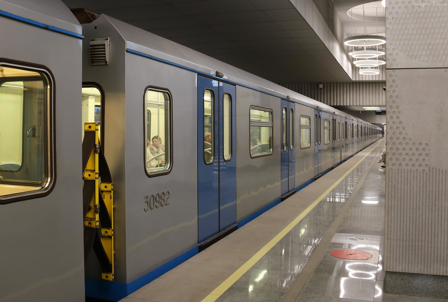 Москва, 81-761 № 30982; Москва — Выставка подвижного состава и Парад поездов к 88-летию Московского метрополитена 13 — 16 мая 2023